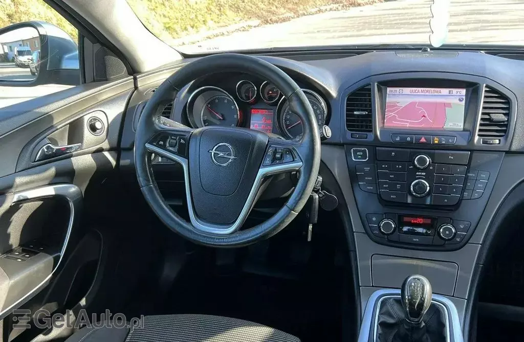 OPEL Insignia 