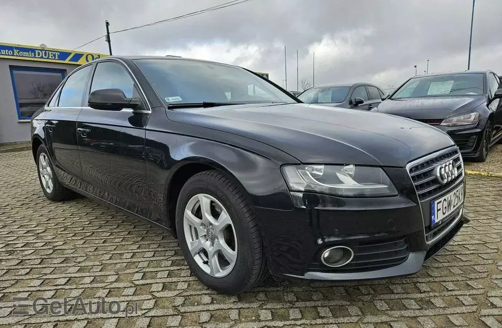 AUDI A4 