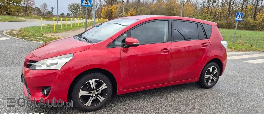 TOYOTA Verso 1.6 5-Sitzer
