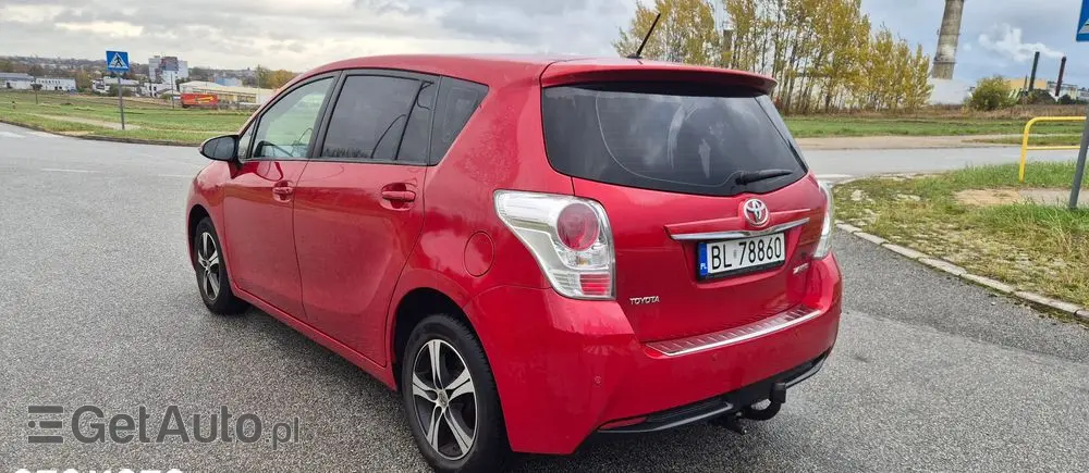 TOYOTA Verso 1.6 5-Sitzer