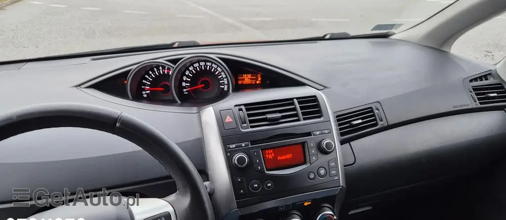 TOYOTA Verso 1.6 5-Sitzer