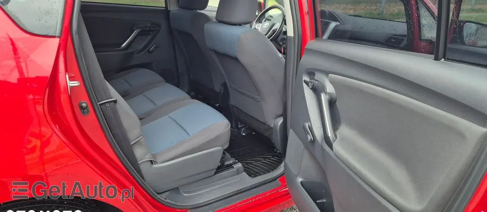TOYOTA Verso 1.6 5-Sitzer