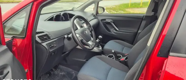 TOYOTA Verso 1.6 5-Sitzer