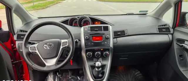 TOYOTA Verso 1.6 5-Sitzer