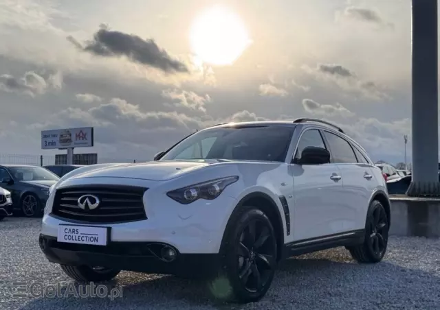 INFINITI QX70 