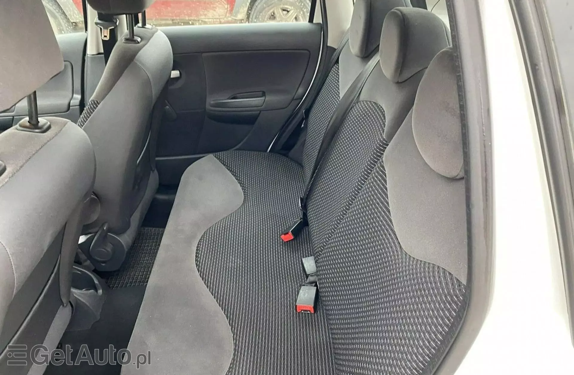 CITROEN C3 1.1 (60 KM)