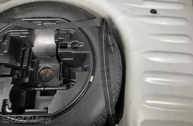 CITROEN C3 1.1 (60 KM)