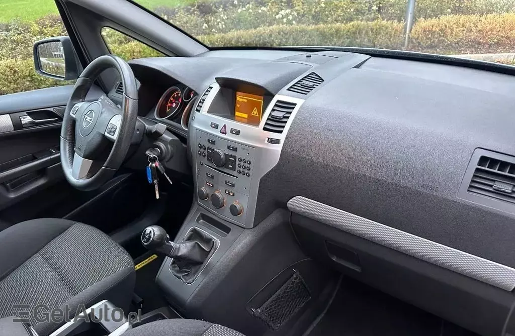 OPEL Zafira 