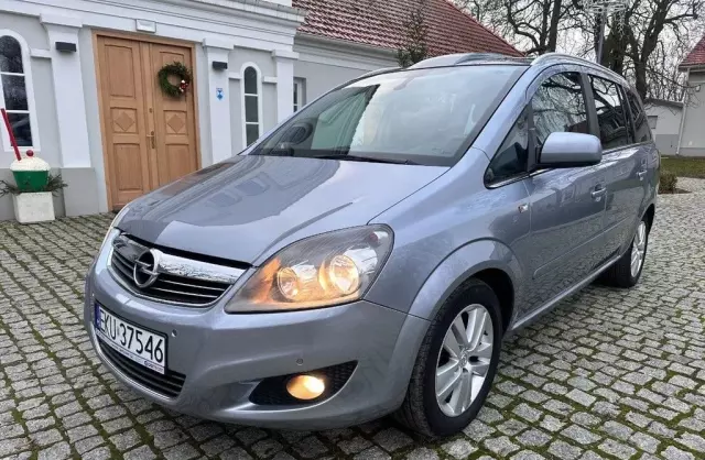 OPEL Zafira 