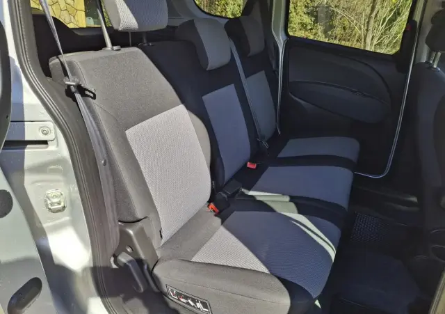 FIAT Doblo 1.6 16V Multijet Start&Stopp Dualogic Emotion Family