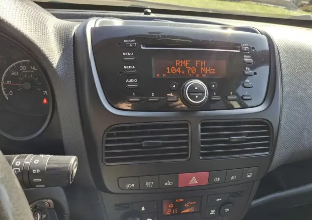 FIAT Doblo 1.6 16V Multijet Start&Stopp Dualogic Emotion Family