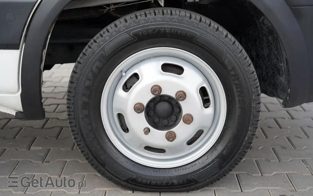 IVECO DAILY 35-150 / KONTENER 4,3 m  / WINDA 750 KG / BLIŹNIAK / SPROWADZONY 