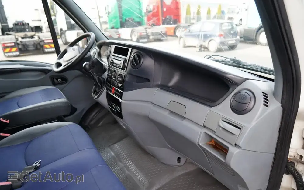 IVECO DAILY 35-150 / KONTENER 4,3 m  / WINDA 750 KG / BLIŹNIAK / SPROWADZONY 