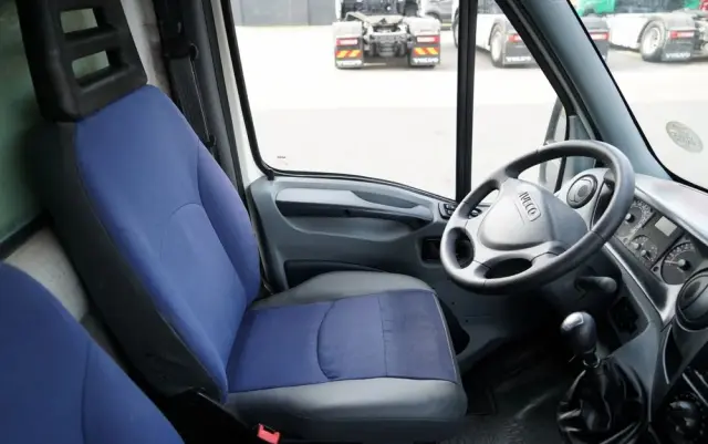 IVECO DAILY 35-150 / KONTENER 4,3 m  / WINDA 750 KG / BLIŹNIAK / SPROWADZONY 