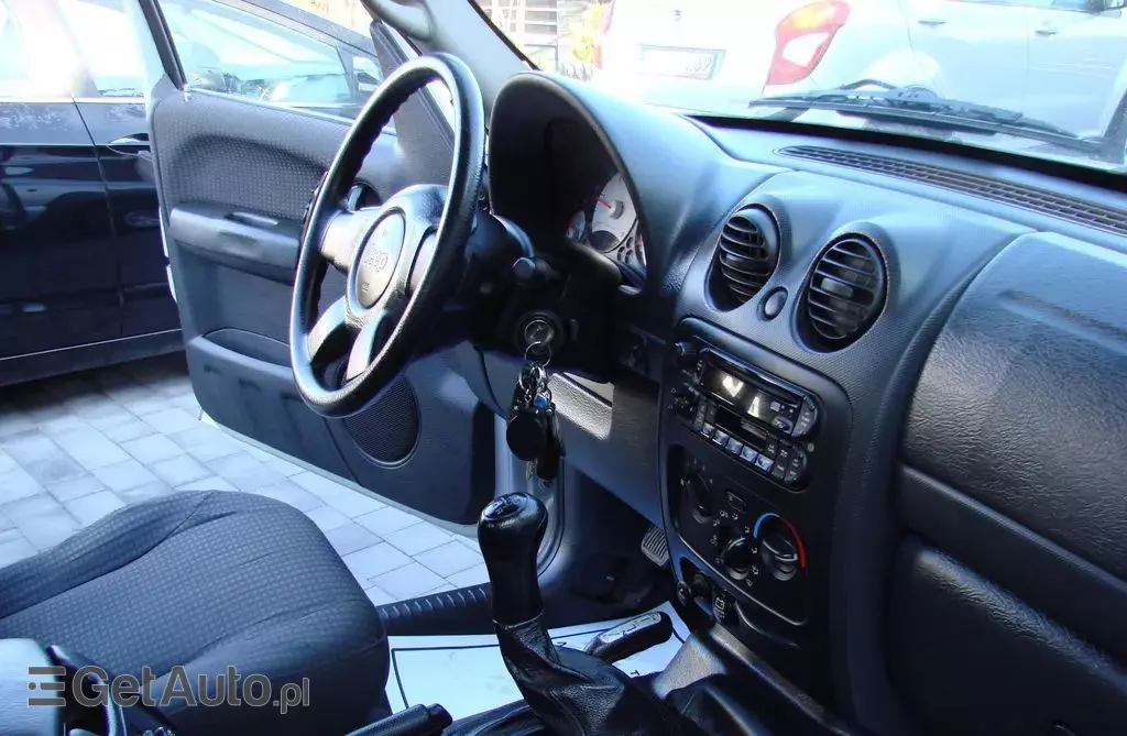 JEEP Cherokee 2.5 CRD (143 KM)