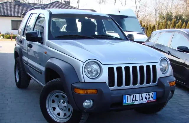 JEEP Cherokee 2.5 CRD (143 KM)
