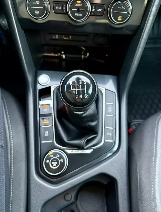 VOLKSWAGEN Tiguan 2.0 TDI BMT SCR 4Mot Comfortline