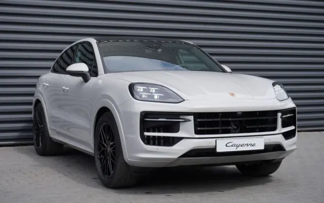 PORSCHE Cayenne Coupe S