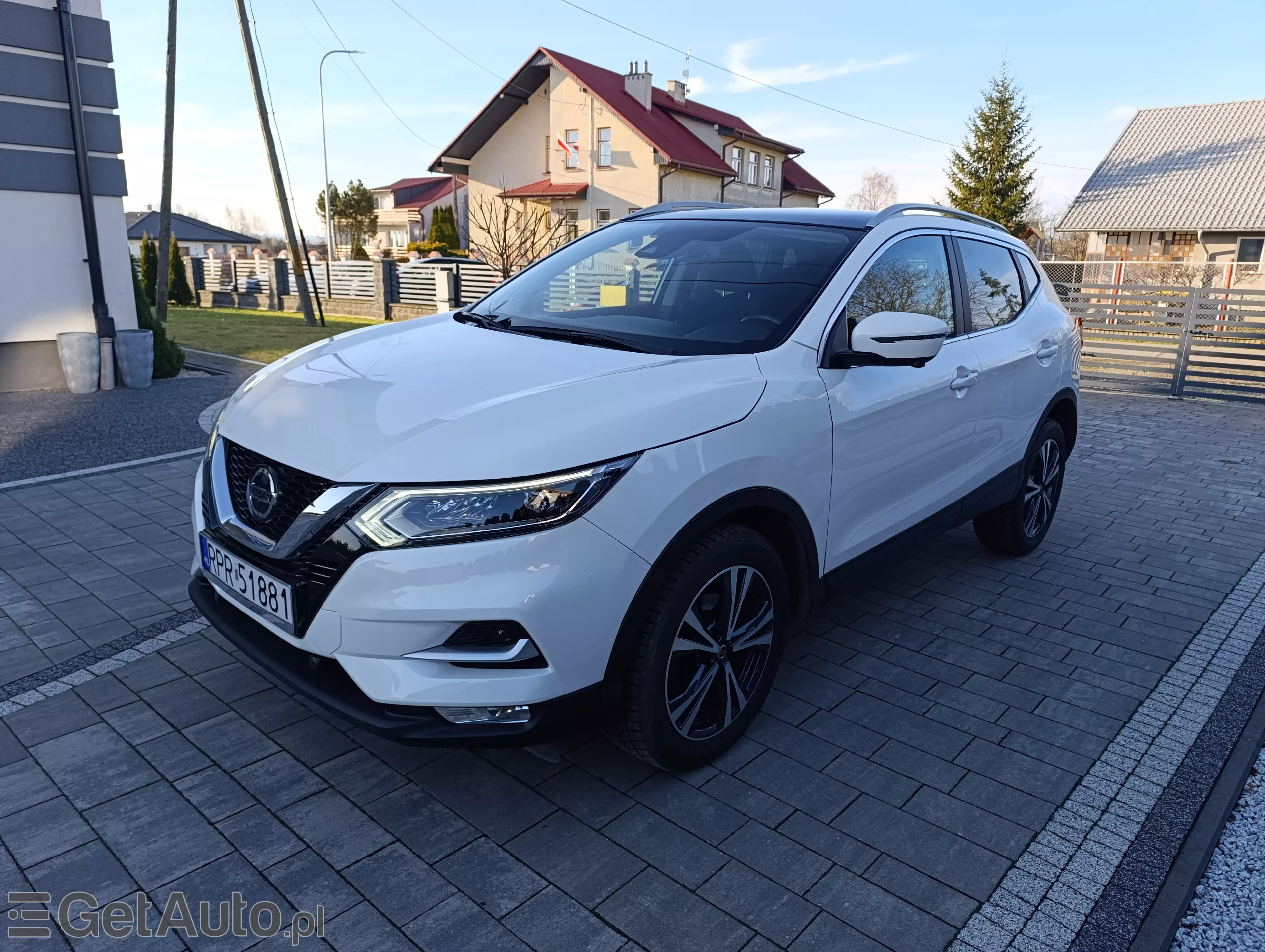 NISSAN Qashqai N-Connecta DCT