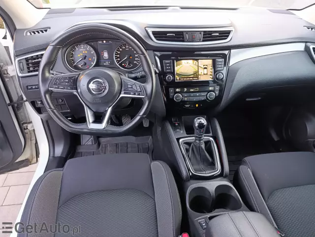 NISSAN Qashqai N-Connecta DCT