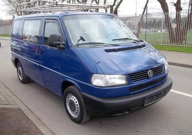 VOLKSWAGEN Transporter 