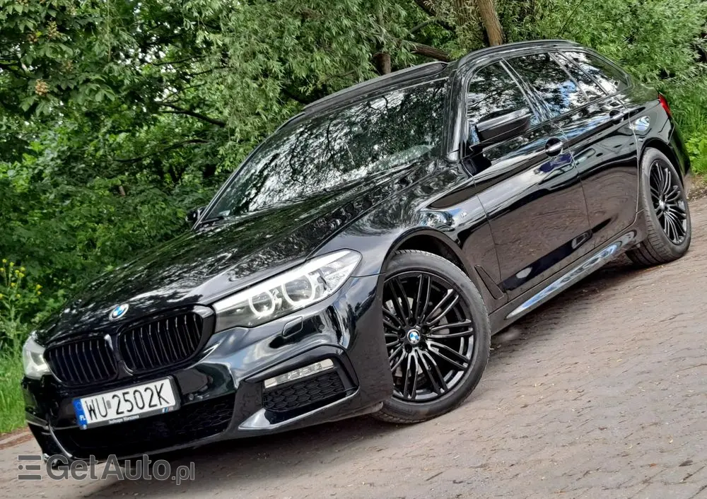 BMW Seria 5 520d xDrive M Sport sport