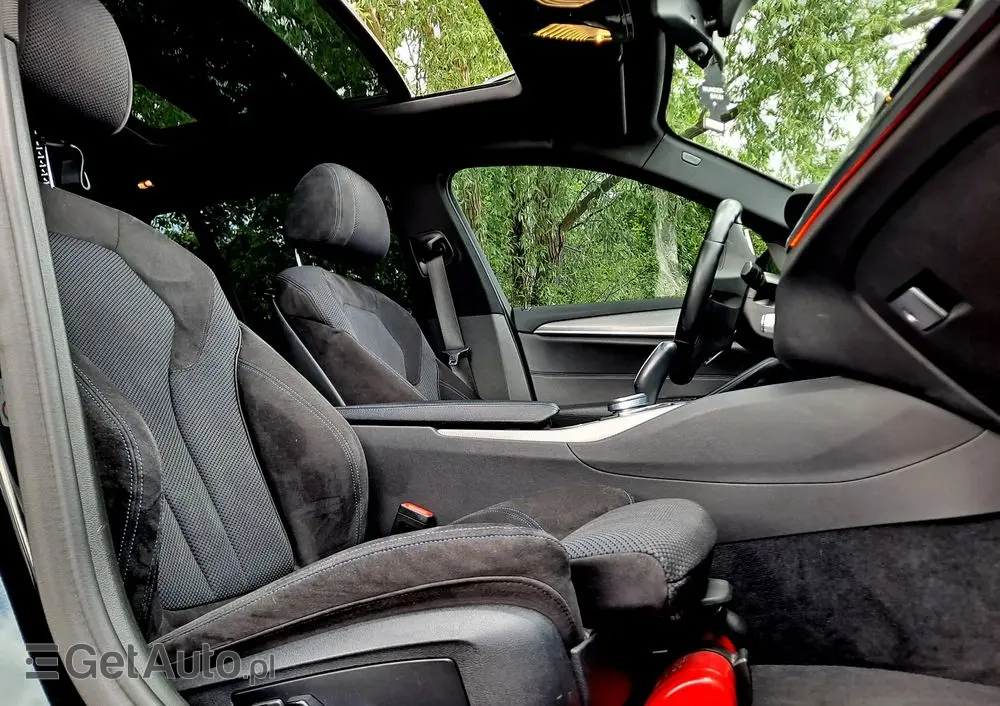 BMW Seria 5 520d xDrive M Sport sport