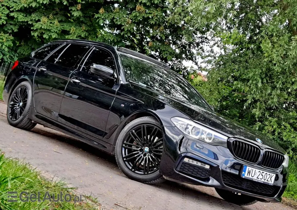 BMW Seria 5 520d xDrive M Sport sport
