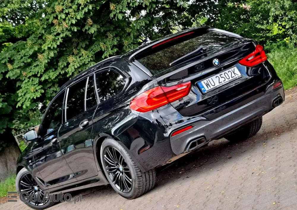 BMW Seria 5 520d xDrive M Sport sport