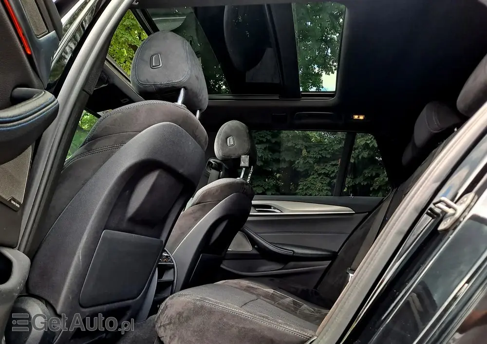 BMW Seria 5 520d xDrive M Sport sport