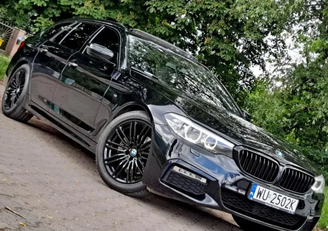 BMW Seria 5 520d xDrive M Sport sport