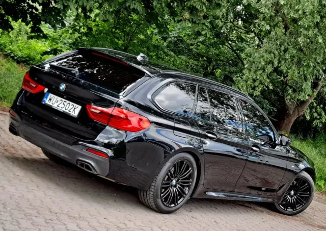 BMW Seria 5 520d xDrive M Sport sport