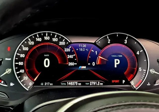 BMW Seria 5 520d xDrive M Sport sport