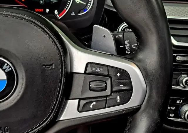 BMW Seria 5 520d xDrive M Sport sport