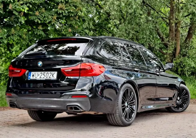 BMW Seria 5 520d xDrive M Sport sport