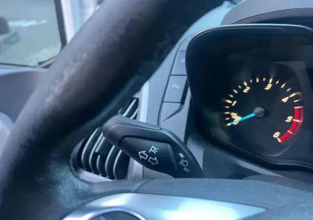 FORD Transit Custom Kombi 310 L2H2 Trend