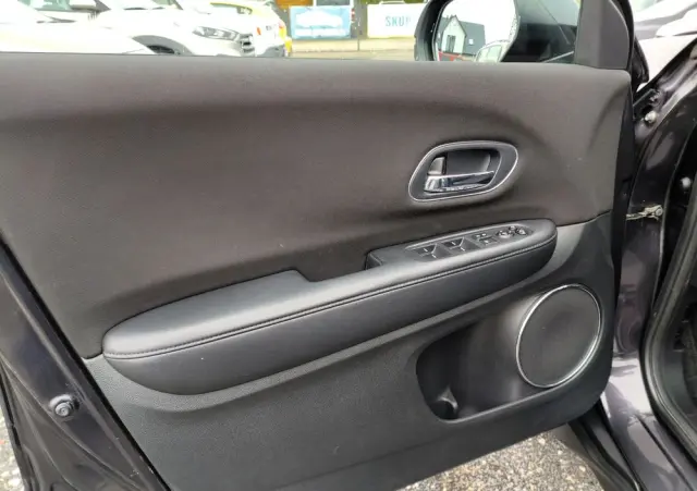 HONDA HR-V 1.5 i-VTEC CVT Elegance