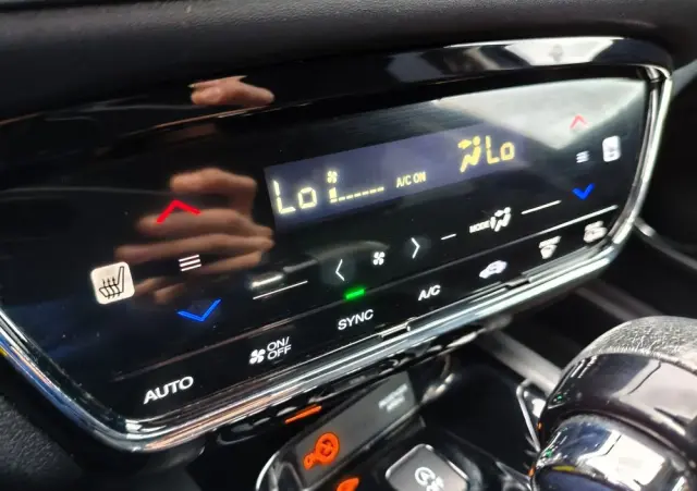 HONDA HR-V 1.5 i-VTEC CVT Elegance