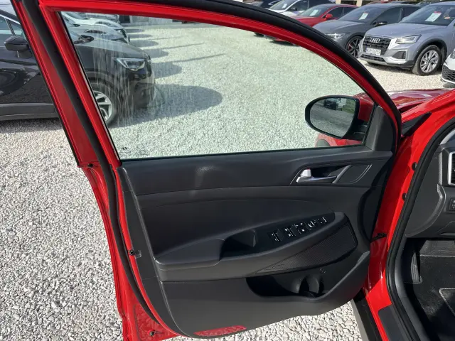HYUNDAI Tucson Premium Aut.