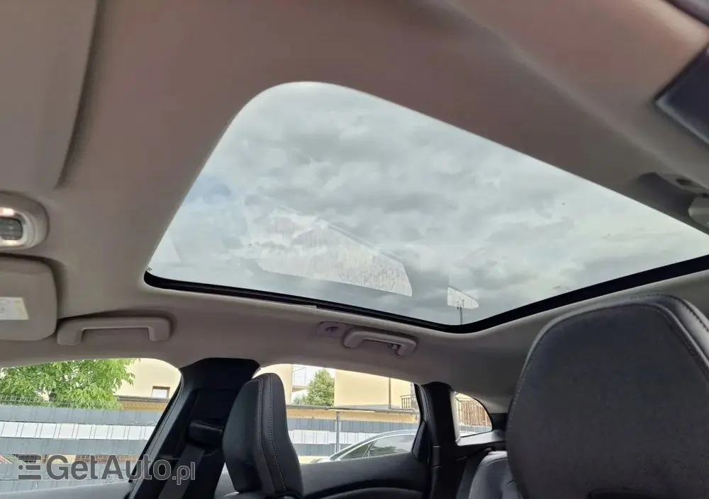 VOLVO V40 Cross Country D2 Geartronic Momentum