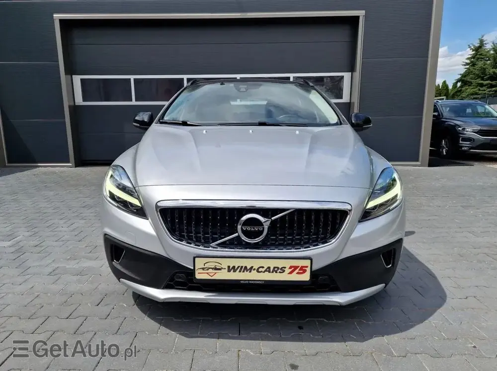 VOLVO V40 Cross Country D2 Geartronic Momentum