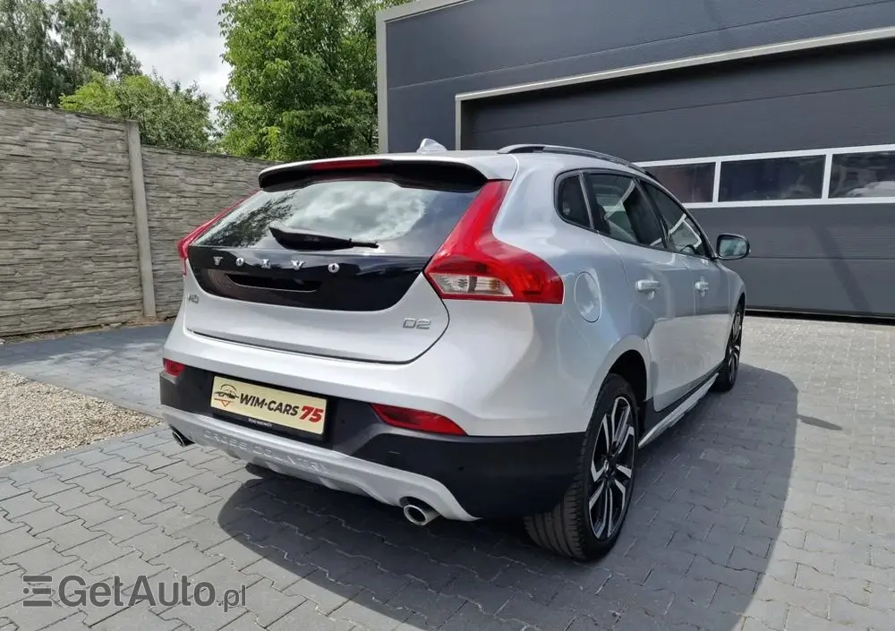 VOLVO V40 Cross Country D2 Geartronic Momentum