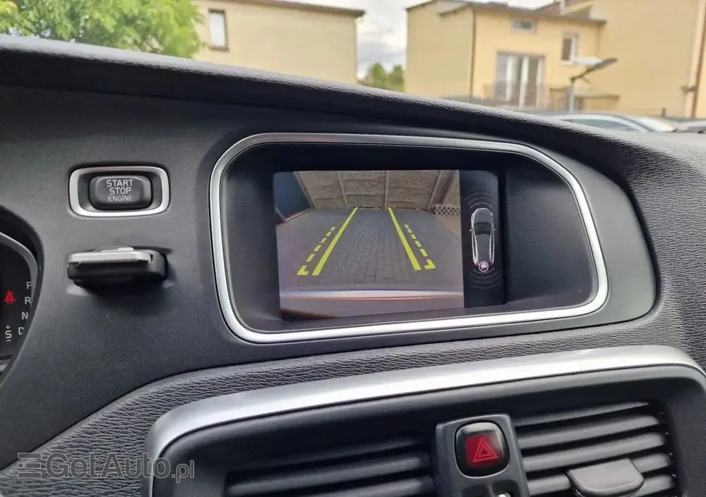 VOLVO V40 Cross Country D2 Geartronic Momentum