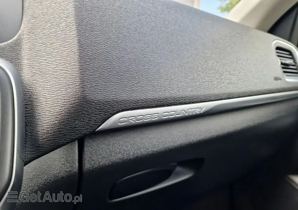 VOLVO V40 Cross Country D2 Geartronic Momentum