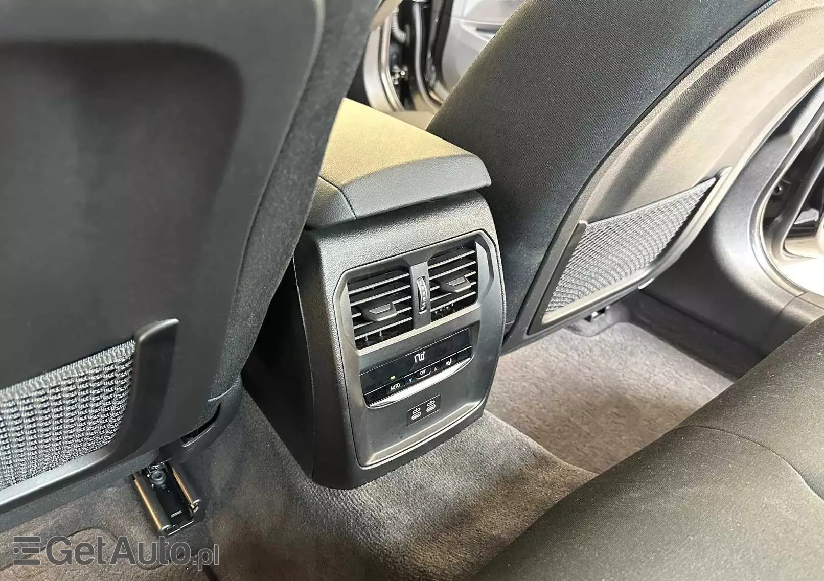 BMW Seria 3 318d Luxury Line