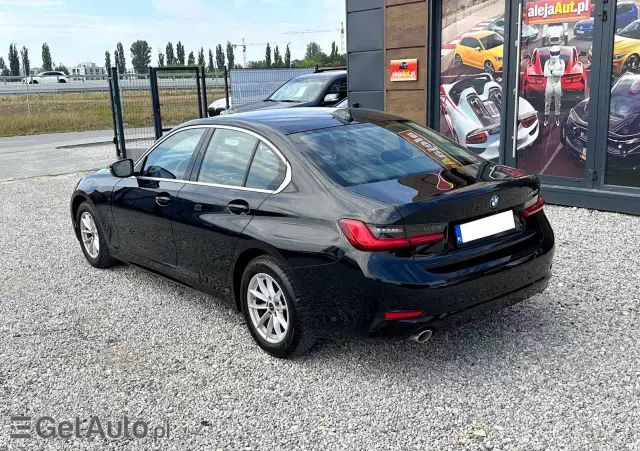 BMW Seria 3 318d Luxury Line