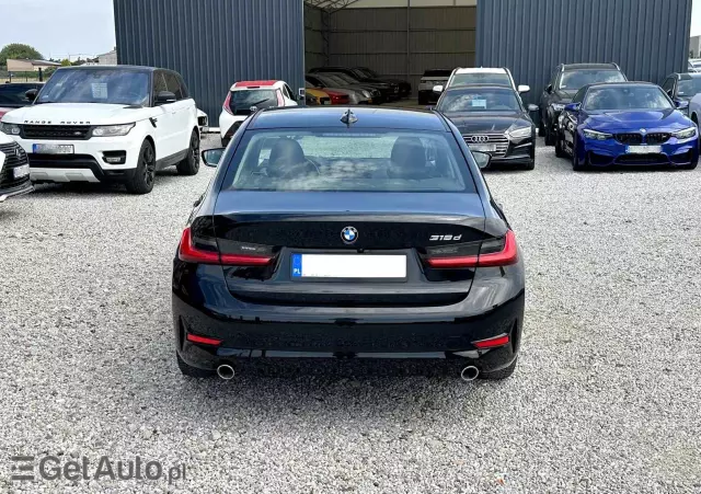 BMW Seria 3 318d Luxury Line