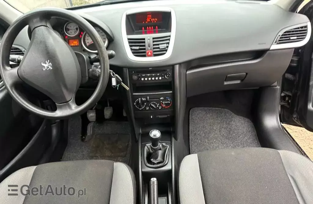 PEUGEOT 207 