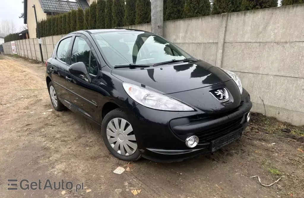 PEUGEOT 207 