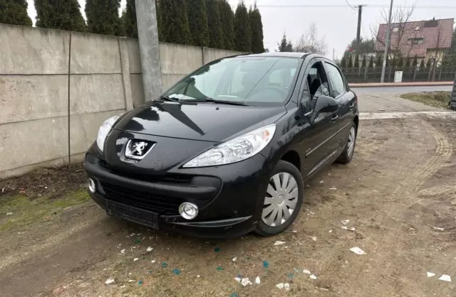 PEUGEOT 207 